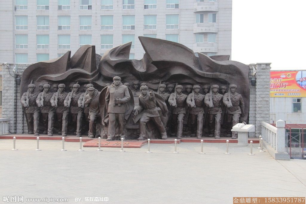 广场人物铜雕塑